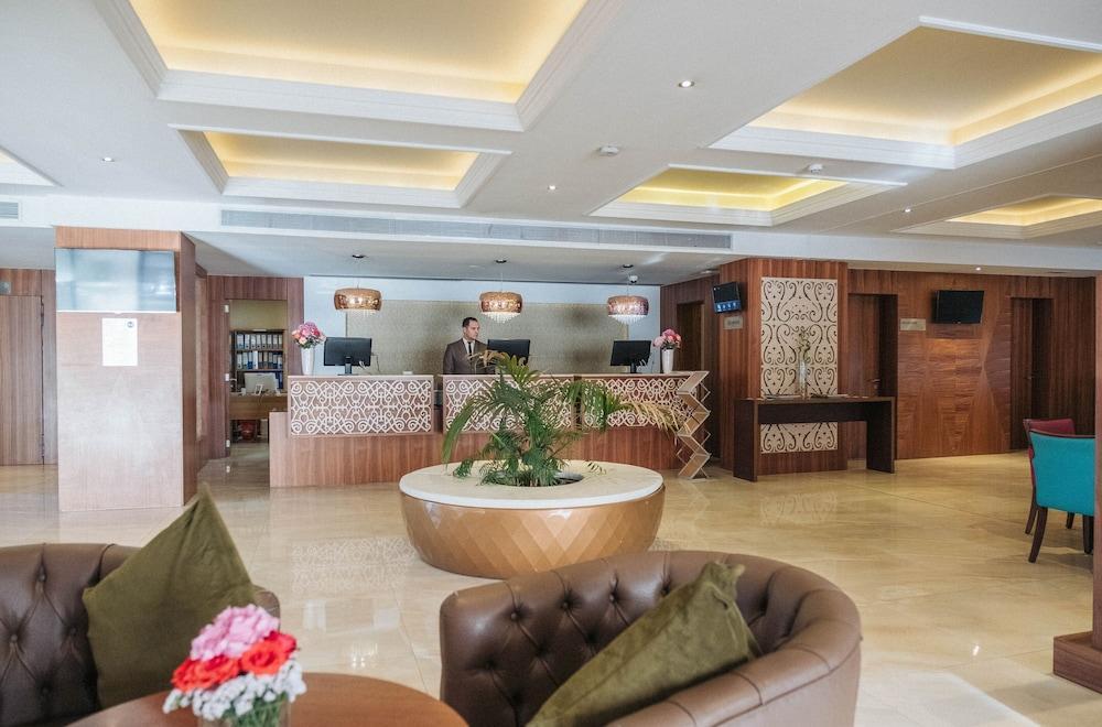 Az Hotels Zeralda Bagian luar foto
