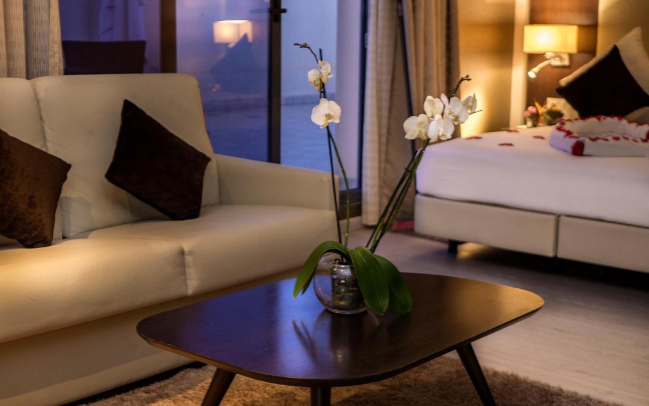 Az Hotels Zeralda Bagian luar foto
