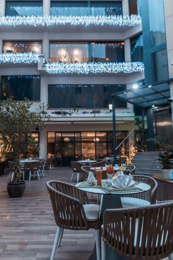 Az Hotels Zeralda Bagian luar foto