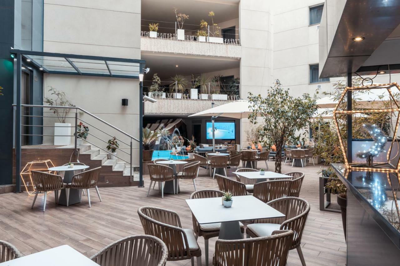 Az Hotels Zeralda Bagian luar foto