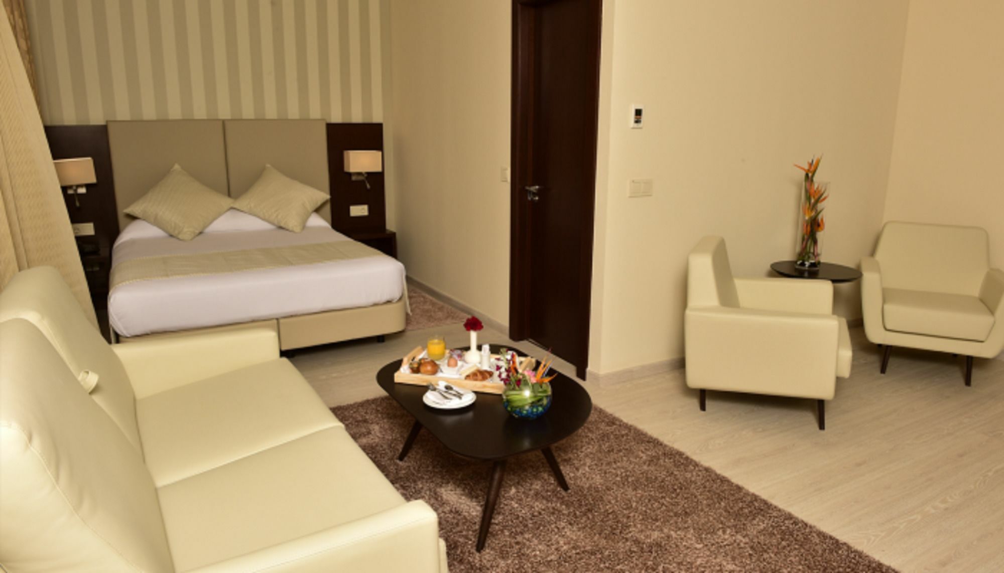 Az Hotels Zeralda Bagian luar foto