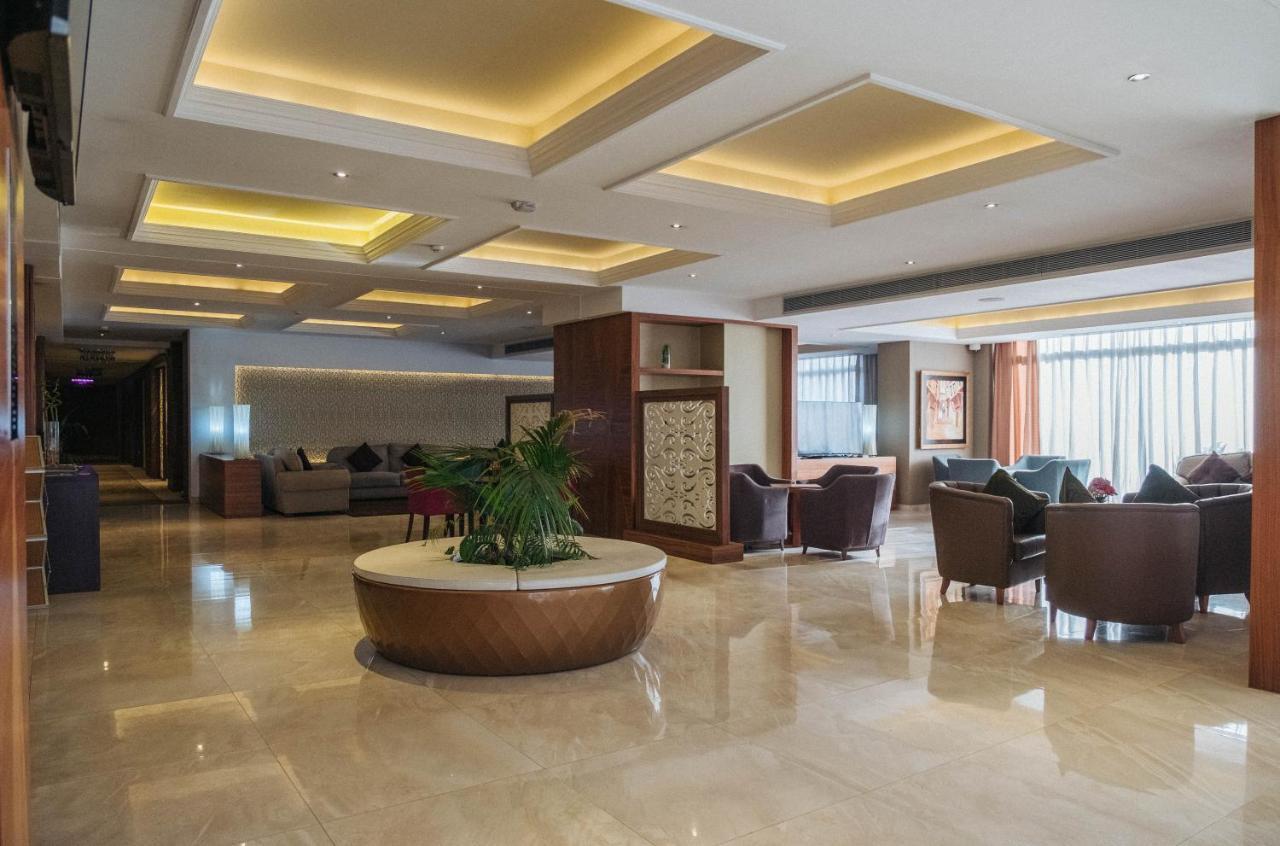 Az Hotels Zeralda Bagian luar foto